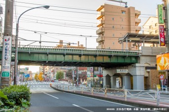 黄金町駅