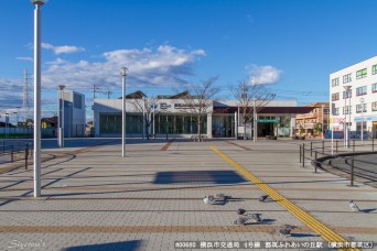 都筑ふれあいの丘駅