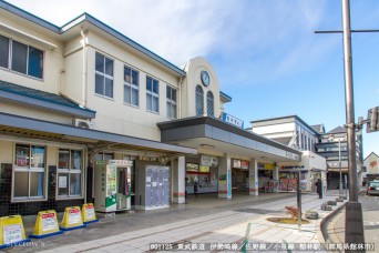 館林駅