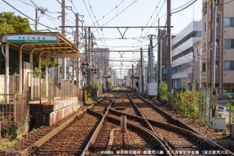 荒川車庫前停留場