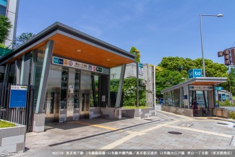 青山一丁目駅